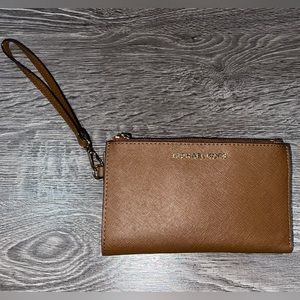 Michael Kors Smartphone Wallet